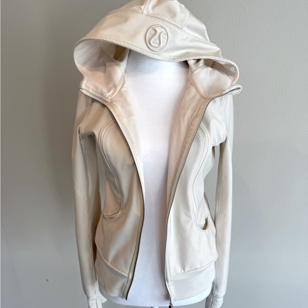 Lululemon Jacket